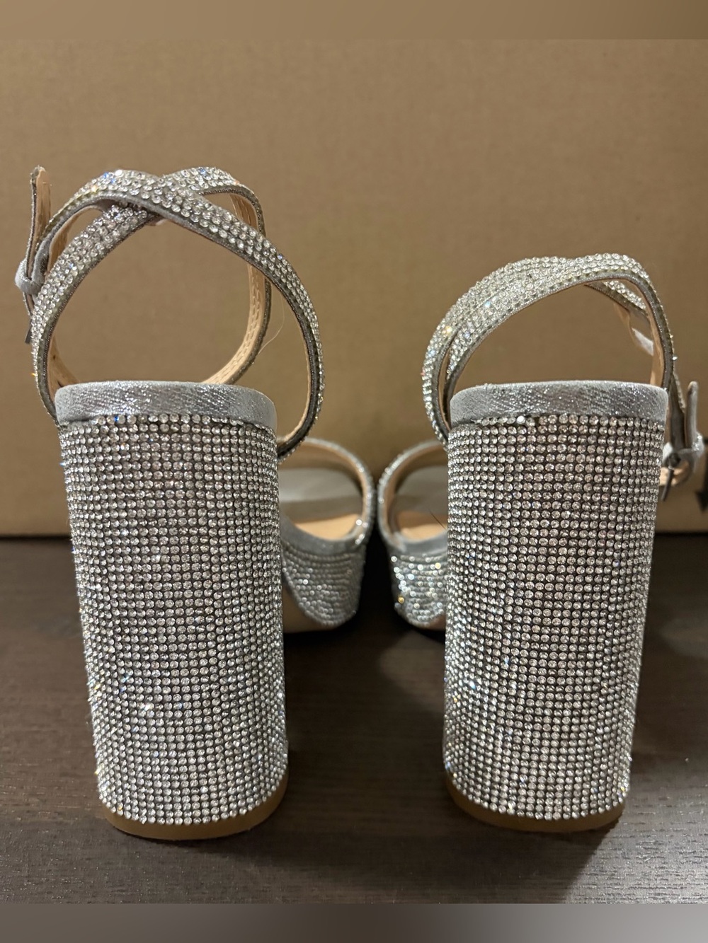 Steve Madden Silver Rhinestone Platform Heels Size 6M - Picture 4 of 9